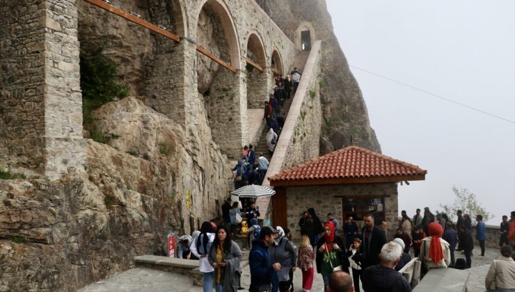 Sümela Manastırı’nı Yaklaşık 5 Ayda 56 Bini Aşkın Kişi Ziyaret Etti