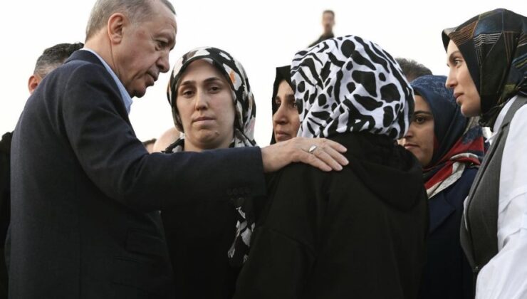 Cumhurbaşkanı Erdoğan, “Deprem Turistlerinin Umursamazlığına Bakarak Kesinlikle Karamsarlığa Kapılmayın”