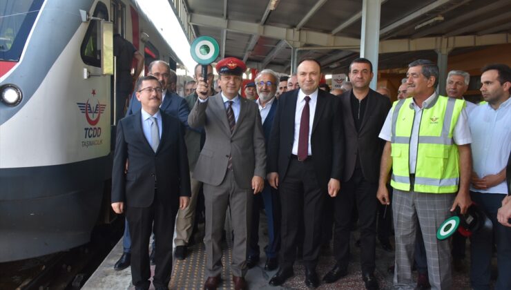 Malatya’yı Hızlı Trenle Ankara Ve İstanbul’a Bağlayacak Sivas Bölgesel Treni Seferleri Başladı