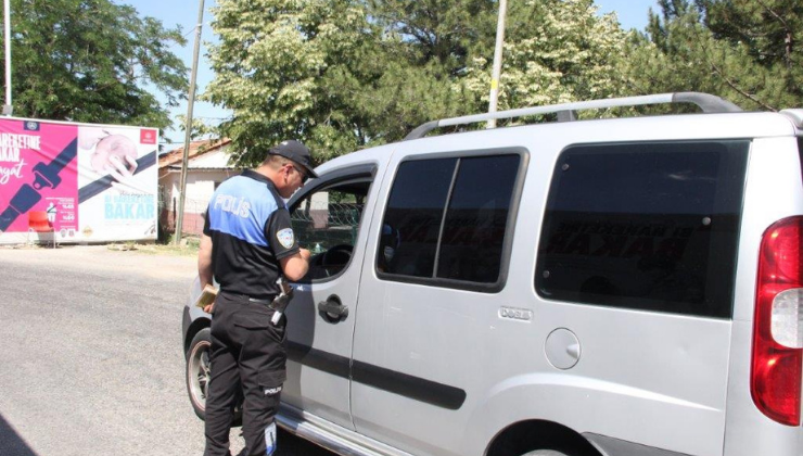 Broşür ve Afişler Dağıtıldı