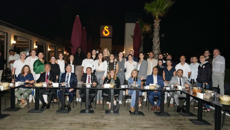 Kadın Basketbol Takımı Moral Yemeğinde Bir Araya Geldi