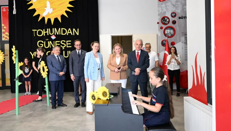 Vali Turan Öğrencilerle Buluştu