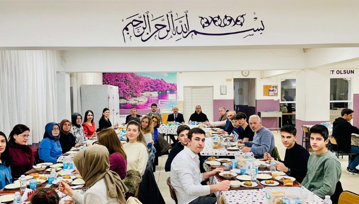 Murat Altınöz Öğrenciler, Öğretmenler ve Okul İdarecileriyle Bir Araya Geldi!