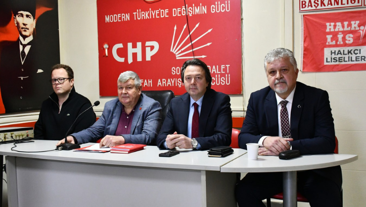 Murat Gerenli CHP Lüleburgaz İlçe Başkanlığı’nın Haftalık Toplantısına Katıldı!