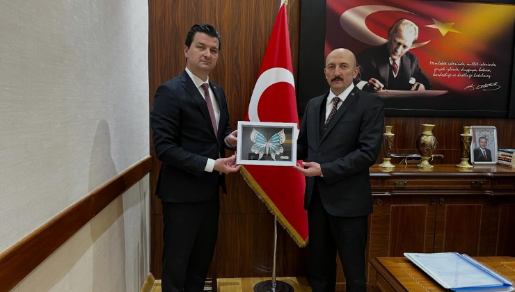 Kuzey Makedonya’nın Simgesini Taşıyan Anlamlı Hediye Takdim Edildi!