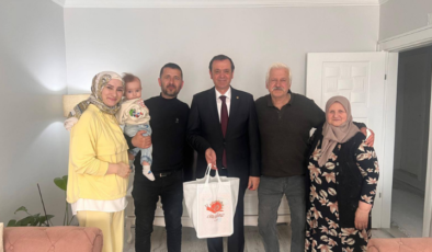 Vize Belediye Başkanı Ercan Özalp Yeni Doğan Bebek Ailelerini Ziyaret Etti!
