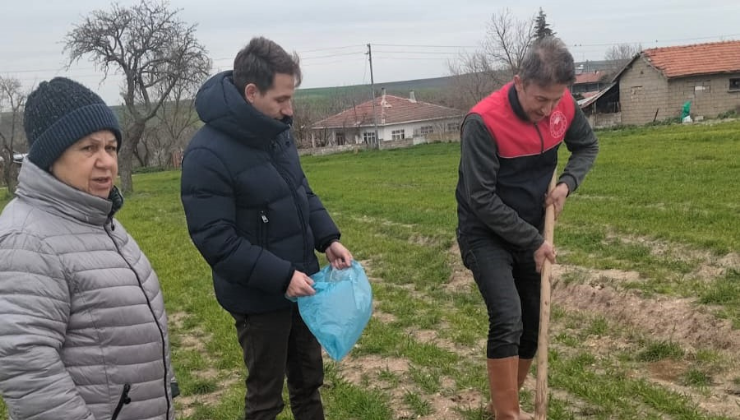 Demonstrasyon Tarlasında Toprak Numunesi Alım İşlemleri Gerçekleştirildi!