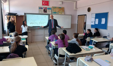 Vize İlçe Millî Eğitim Müdürü Recep Akdemir Okul Ziyaretlerine Devam Ediyor!