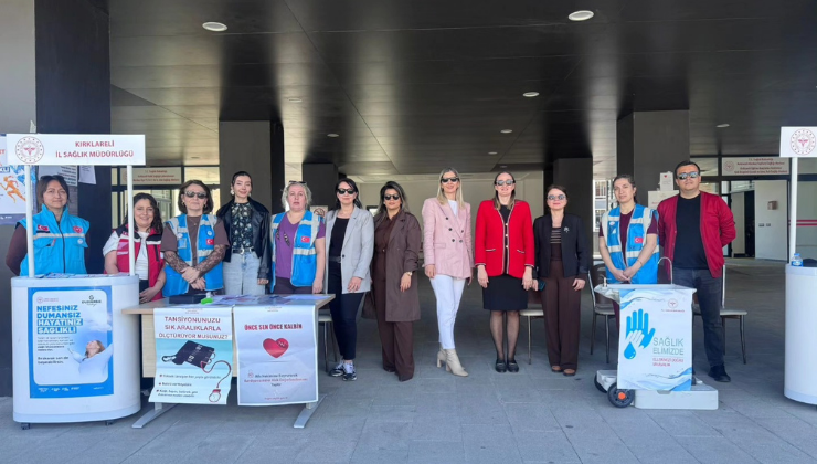 Kırklareli Eğitim ve Araştırma Hastanesi Semt Polikliniği Önünde Stant Açıldı!