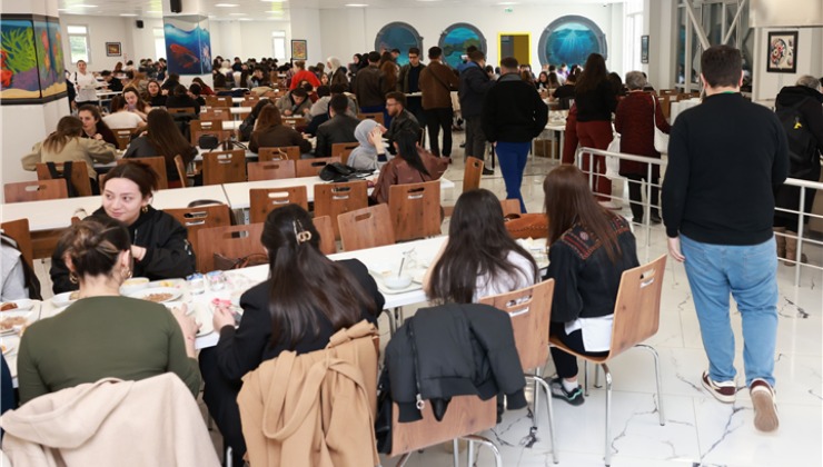 Öğrencilere Toplam 100 Bin Adet Askıda Yemek Desteği Sağlandı!