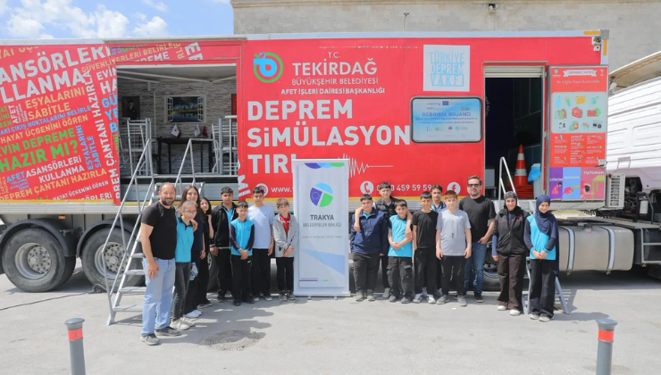 Gezici Deprem Simülasyon TIR’ı, Selimiye Meydanı’nda Vatandaşlara Hizmet Verdi!