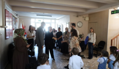 Minik Öğrenciler Annelerinin Anneler Gününü Kutladı!
