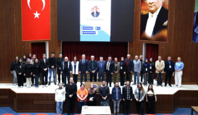 “Küresel Ekonomi ve Biyo-Politik Savaşlar” Başlıklı Konferans Düzenlendi!