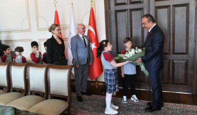 Okul Gezisinin İlk Durağı Tekirdağ Valiliği Oldu!