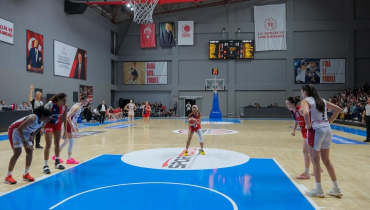 Kırklareli Belediyesi FBO Kadın Basketbol Takımı Büyük Bir Gurur Yaşattı!