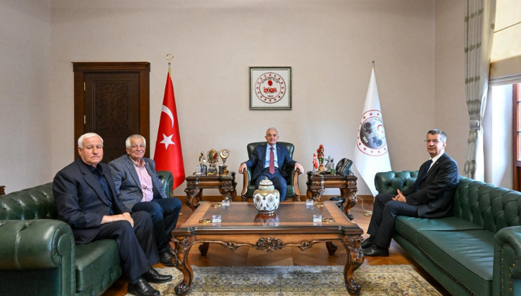 Vali Turan Konuklarını Makamında Ağırladı!