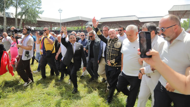 Kırkpınar Yağlı Güreşleri’nde Ağalık Geleneği Bir Kez Daha Yaşatıldı!