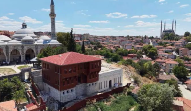Muradiye Mevlevihanesi Yeniden Hayat Buluyor! Edirne Valisi Sezer Çalışmaları Yerinde İnceledi!
